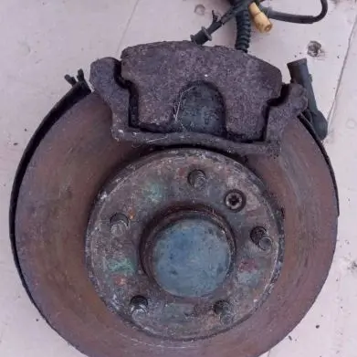 Jaguar XJ X40 Front wheel hub spindle knuckle