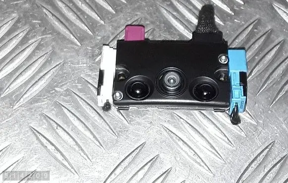Tesla Model Y Reversing camera 158812401o