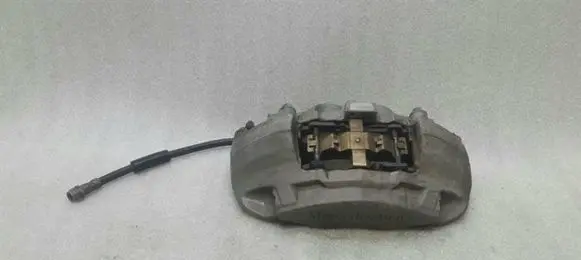 Mercedes-Benz C W205 Front brake caliper A0114219598