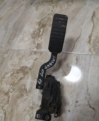 Renault Laguna II Accelerator throttle pedal 6PV00811900 8200002904