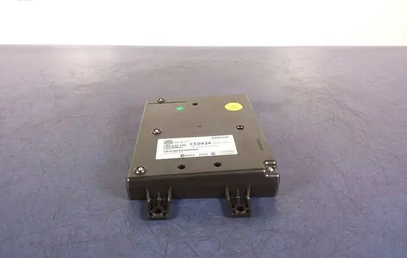 Volkswagen PASSAT B6 Voice control module 5N0035730