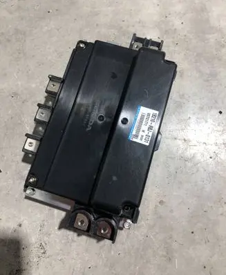 Honda Insight Voltage converter inverter 1B210RBJ0131
