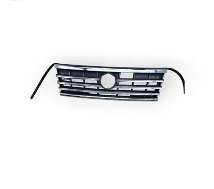 Volkswagen Touareg III Front bumper upper radiator grill 760853653E