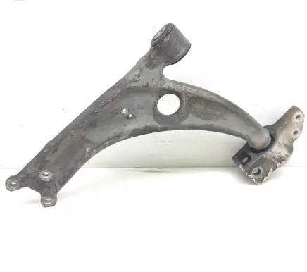 Volkswagen PASSAT CC Front lower control arm/wishbone 3C0407153B
