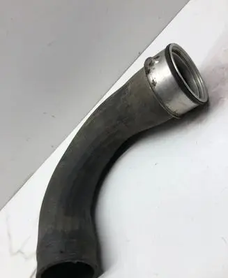 Volkswagen PASSAT B6 Intercooler hose/pipe
