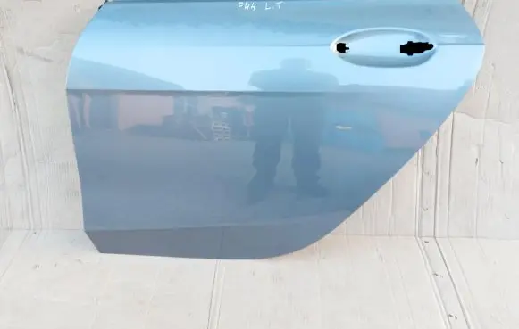 BMW 2 F44 Rear door