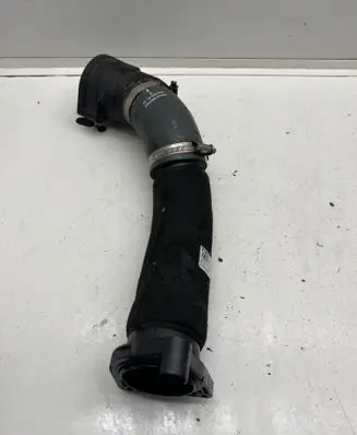 Volkswagen Golf VIII Intercooler hose/pipe 05L145828D 05L131111K