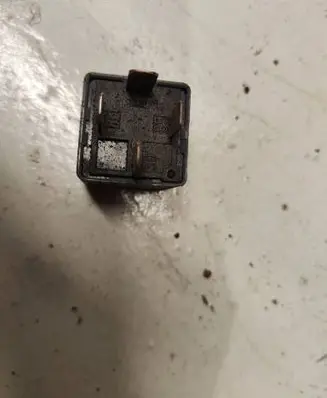 Audi A4 S4 B7 8E 8H Other relay 8D0951253A VD38452X301