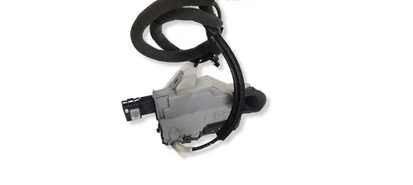 Peugeot RCZ Front door lock PSA184079