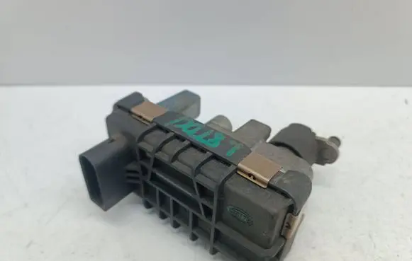 Ford Focus Turbine electric control actuator 6NW009206 752406
