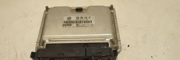 Volkswagen PASSAT B7 Engine control unit/module 030906032CE 26SA0000 0261207184