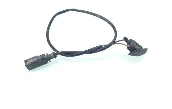 Audi A3 S3 8L Windshield washer spray nozzle 8L0955988A