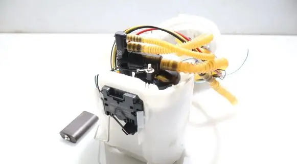 Mercedes-Benz CLA C118 X118 Mechanical fuel pump 