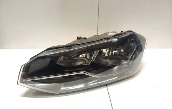 Volkswagen Polo VI Headlight/headlamp 2G1941005 X590VF20488N