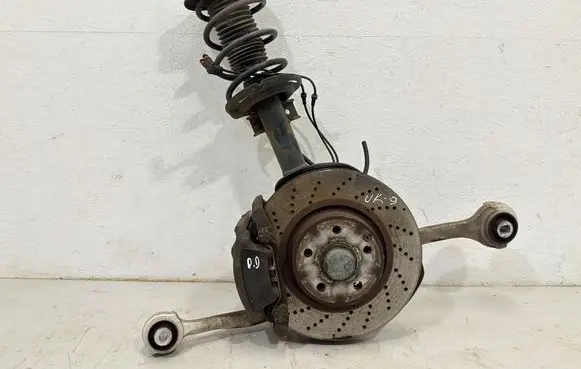 Mercedes-Benz C W204 Front wheel hub spindle knuckle A2043320201 A2043306811 A2043304411