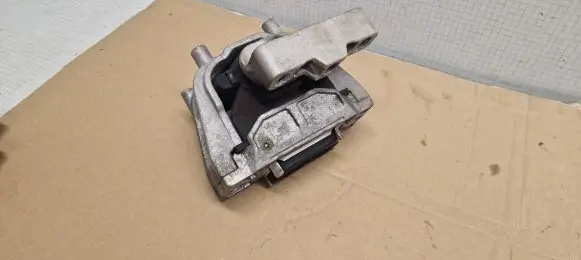 Skoda Octavia Mk2 (1Z) Engine mount bracket 1K0199232CN