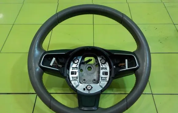 Jaguar XE Steering wheel 15AB19