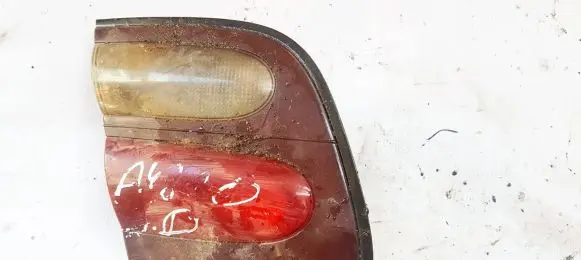 Nissan Almera Tailgate rear/tail lights