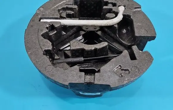 Skoda Octavia Mk3 (5E) Lift Jack 5Q0011031B IMPRK1587461
