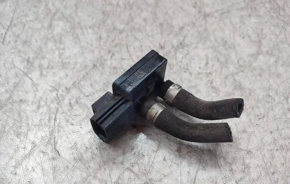 Land Rover Range Rover L322 Exhaust gas pressure sensor 6G9N5L200AA
