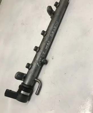 Jeep Cherokee Fuel main line pipe