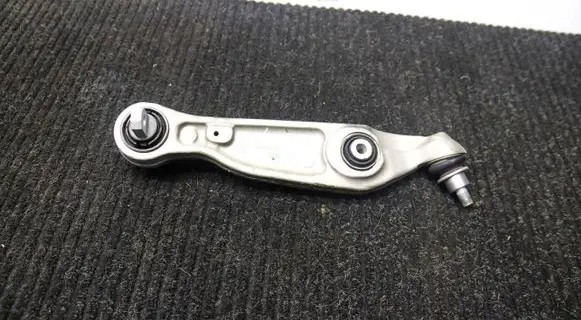 Front lower control arm/wishbone