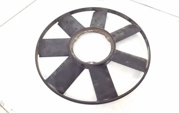 BMW 5 E39 Fan impeller 2243303