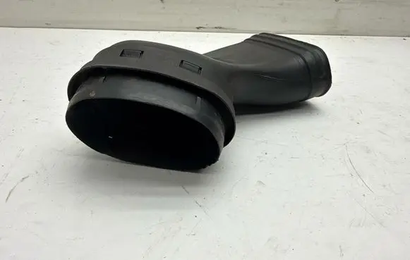 Mercedes-Benz CLS C219 Air intake duct part A2730902082