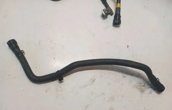 Volvo V60 Engine coolant pipe/hose 31338617