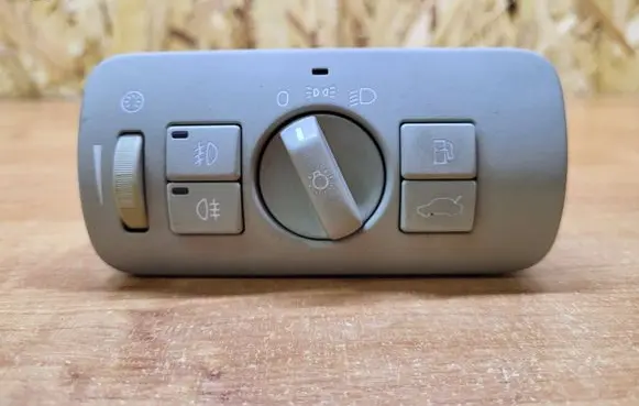 Volvo S80 Light switch 30739422 04067323
