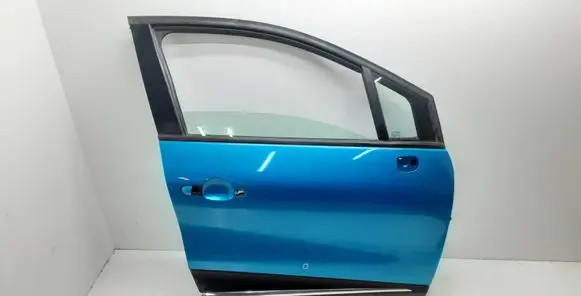 Renault Captur Front door 