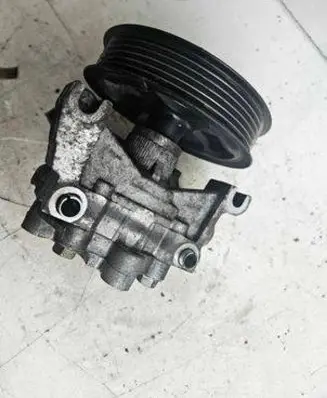 Ford Connect Power steering pump 2T143A696AJ 02110120