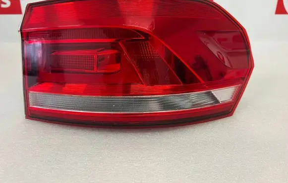 Volkswagen Touran III Rear/tail lights 5TA945096A