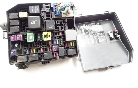 Fuse box set