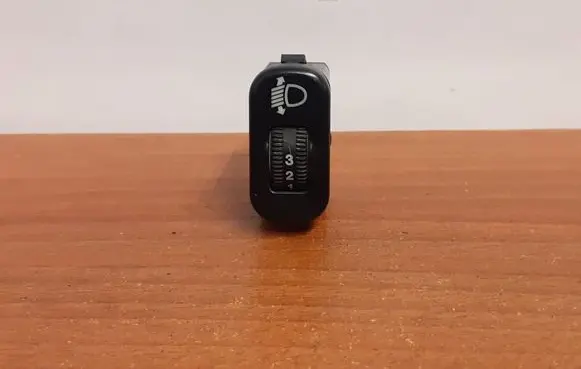 Mercedes-Benz Sprinter W906 Headlight level height control switch 0005445931 9929