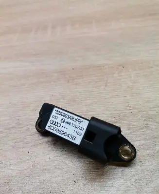 Audi A4 S4 B5 8D Airbag deployment crash/impact sensor 8d0959643b 120700