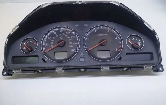 Volvo XC90 Speedometer (instrument cluster) 30746112