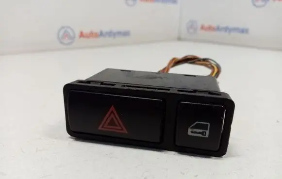 BMW Z4 E85 E86 Hazard light switch 61318368920