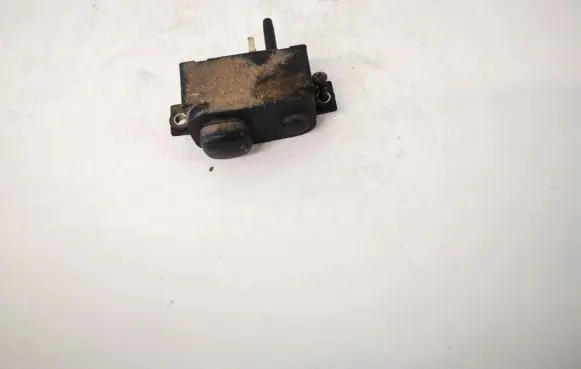 Wing mirror switch