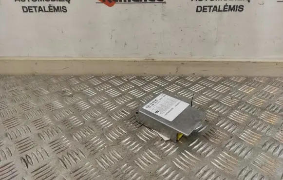 Volkswagen PASSAT B7 Airbag control unit/module 1C0909605 5WK43121 09040805C