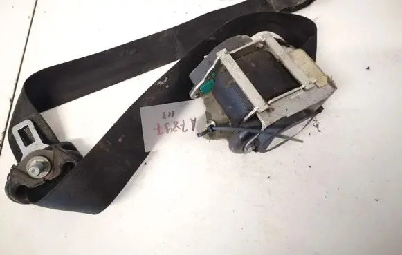 Skoda Octavia Mk2 (1Z) Front seatbelt 1z0857701a