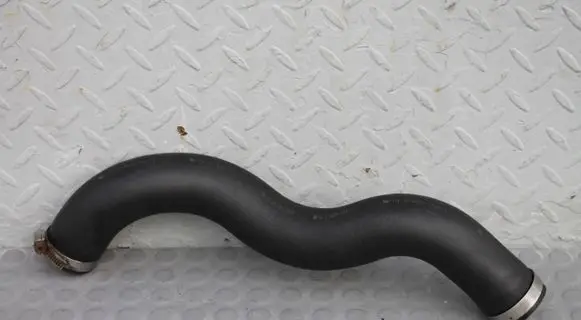 Intercooler hose/pipe