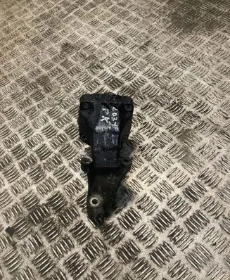 Mercedes-Benz C W203 Engine mounting bracket 6112230704 A6112230704