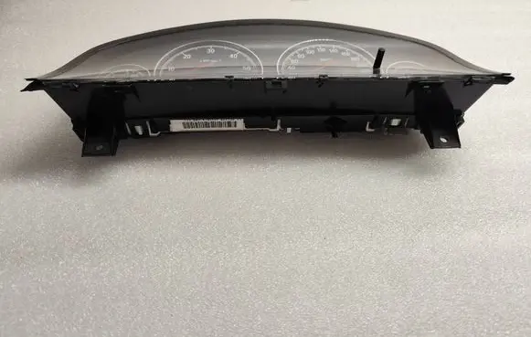 Speedometer (instrument cluster)