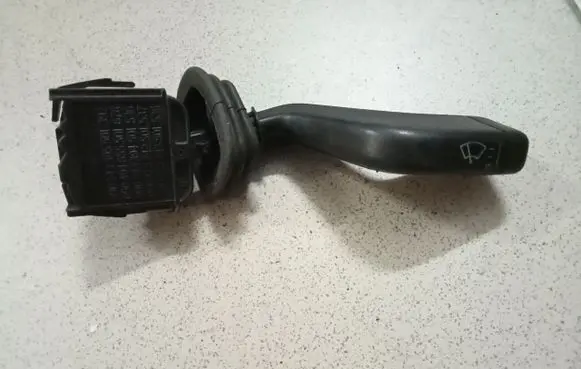 Opel Zafira A Wiper control stalk 090243395501