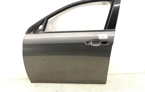 Fiat Tipo Front door