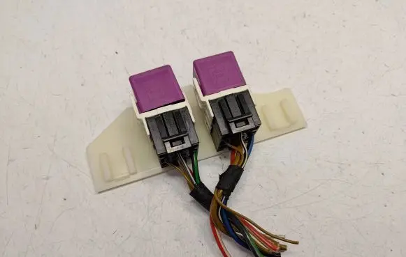 BMW Z4 E85 E86 Other relay 61361388911