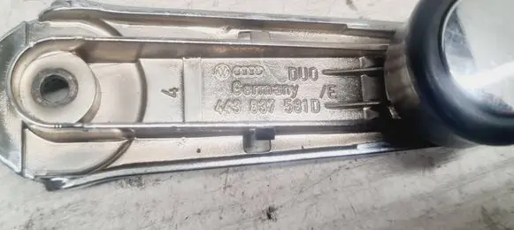 Audi A4 S4 B5 8D Rear door window winding handle 443837581D