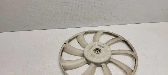 Toyota Verso Electric radiator cooling fan