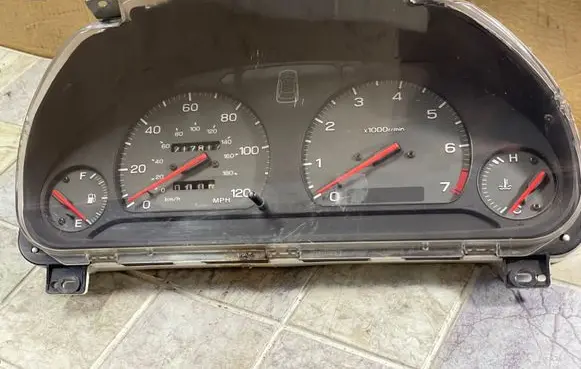 Subaru Legacy Speedometer (instrument cluster)